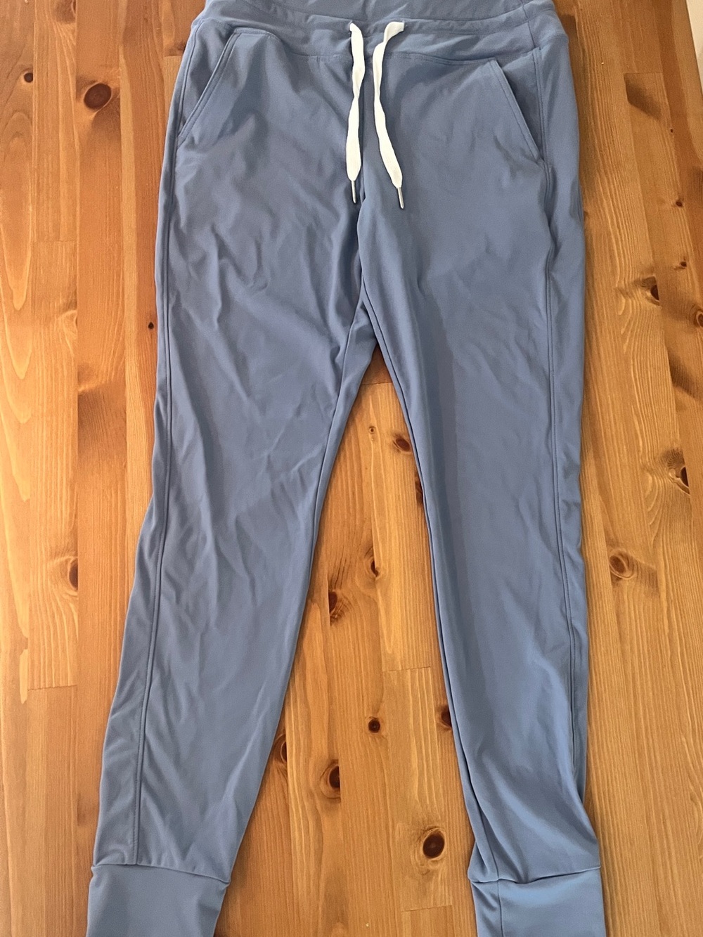 Halara Women’s  Light Blue Jogger Pants with Drawstring